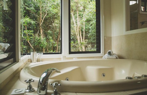 Flaxton Bed & Breakfast | Montague's of Montville