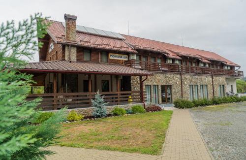 Poieni House | Montana 219
