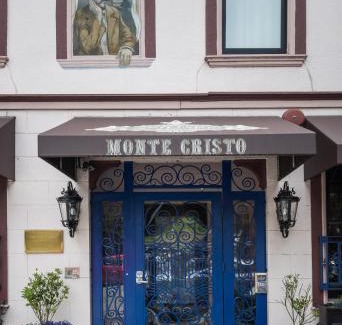 Lower Pacific Heights Bed & Breakfast | Monte Cristo Bed and Breakfast