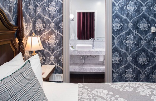 Lower Pacific Heights Bed & Breakfast | Monte Cristo Bed and Breakfast