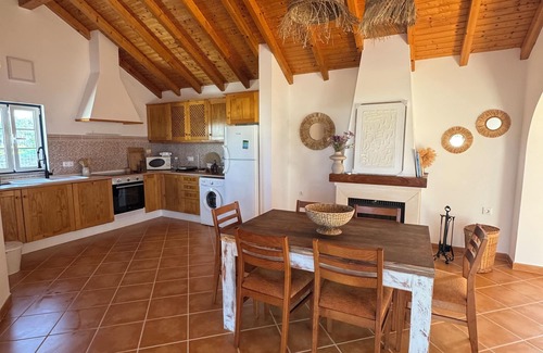 Santiago do Cacem Cottage | Monte da Carrasqueira is the ideal accommodation for a relaxing vacation