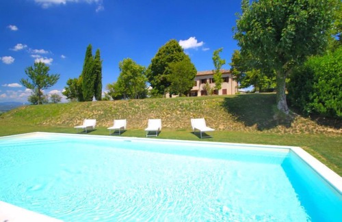 Citerna House | Montebello by Interhome