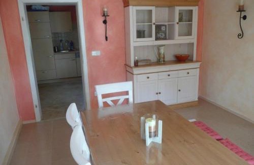 Denkendorf Apartment | Monteuerzimmer - Haus am Limes bei Ingolstadt
