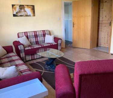 Kassel Apartment | Monteurwohnung Ahnetal mit 3 Schlafzimmern