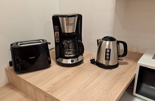 Roding Apartment | Monteurwohnung Inkl. Wlan, Smart-tv, Küche, Waschmaschine, Parkplatz