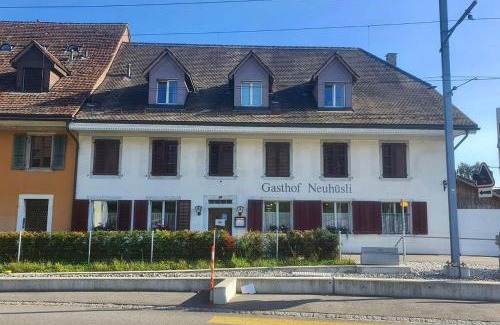 Flumenthal Apartment | Monteurzimmer - Worker's accommodation - ZIMMERzuVERMIETEN in Flumenthal Solothurn