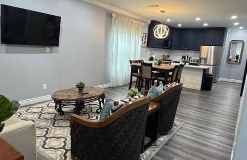Collierville House | MONTHLY STAYS-Spacious 5-Bedroom Retreat in Collierville – Ideal for Groups!