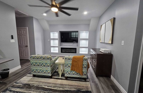 Collierville House | MONTHLY STAYS-Spacious 5-Bedroom Retreat in Collierville – Ideal for Groups!