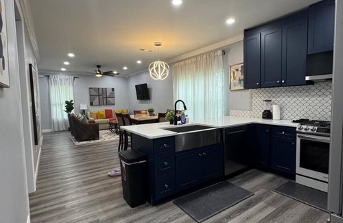 Collierville House | MONTHLY STAYS-Spacious 5-Bedroom Retreat in Collierville – Ideal for Groups!