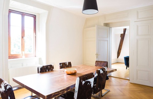 Montreux City Centre Apartment | Montreux Apartment on the Lake