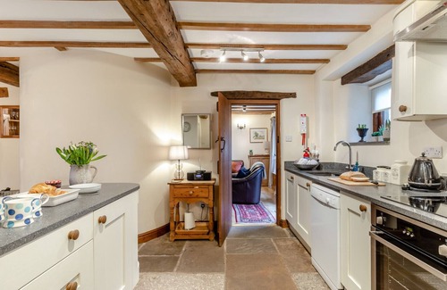 Monyash House | Monyash Barn - Four Bedroom House, Sleeps 8