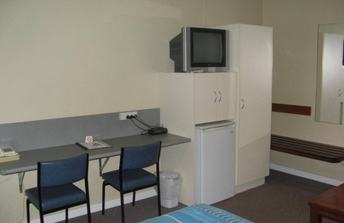 Innisfail Hotel | Moondarra Motel