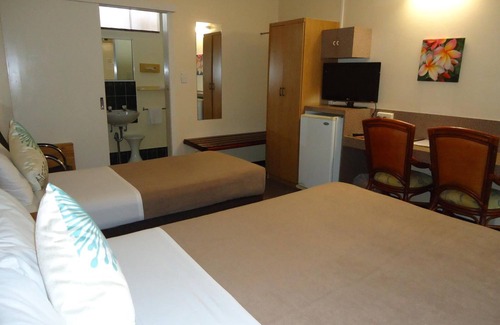Innisfail Hotel | Moondarra Motel