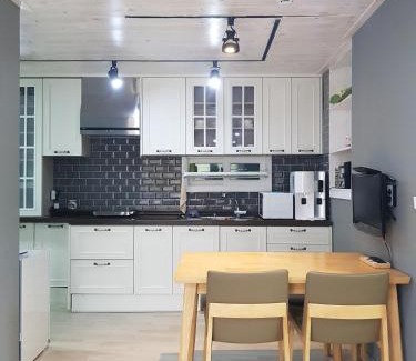 Mokpo House | Moonlight Hill Guesthouse