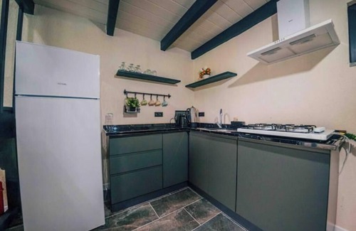 Yanik Villa | MoonSA Boutique Villas - Bungalow with a Hot Pool