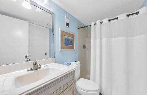 Lower Grand Lagoon Apartment | Moonspinner 813A by Emerald Coast Retreats