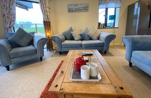 Foxley House | Moor Farm Lodge