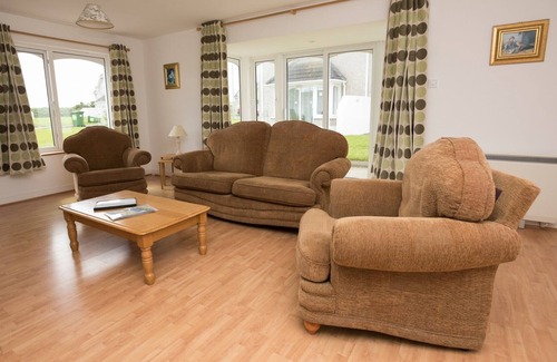 Kilkee House | Moore Bay Holiday Village