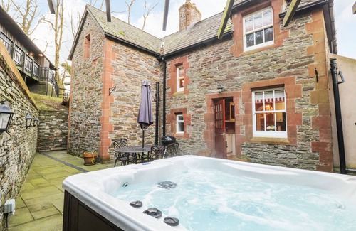 Millom Cottage | MOORE COTTAGE, family friendly, with hot tub in Millom, Cumbria