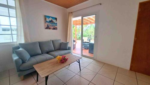 Tiahura House | MOOREA - Fare Manoa Manava