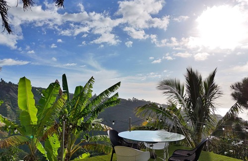 Faaa House | Moorea Horizon – Studio with Panoramic View and Pool