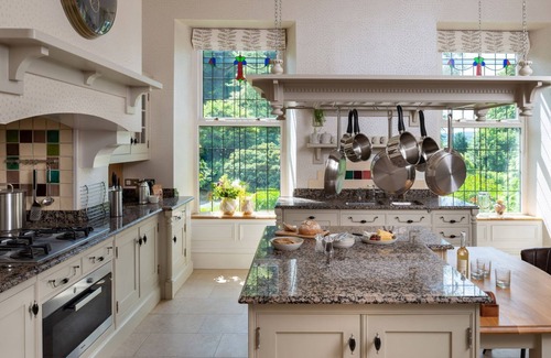 Foulridge Cottage | MOORLANDS MANOR, family friendly, luxury holiday cottage in Foulridge