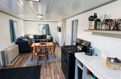 Northeast Somerset Cabin | Moose River Cabin 2 - Firefly