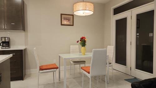Ottawa Division House | Moral’s Inn- Ottawa