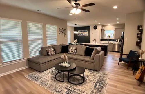 Milton House | Morden NEW Home in Heart of Lafayette