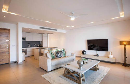 Cole Bay Apartment | Morea SXM apartment near the quay with gym.