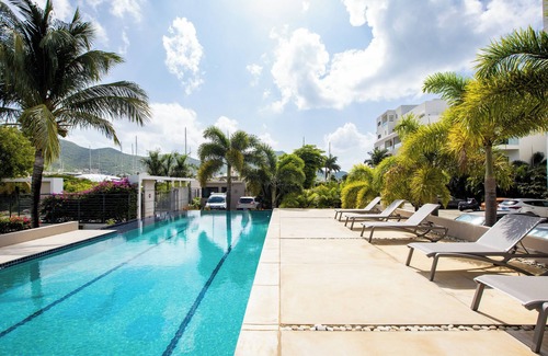Cole Bay Apartment | Morea SXM apartment near the quay with gym.