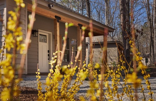 Heber Springs Cabin | Morgan's at the Little Red - Single King Cabin 6