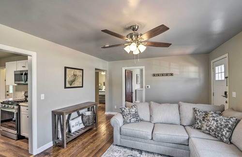 Morgantown House | Morgantown Home w/Patio: Near WVU Football!
