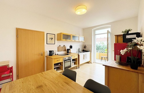 Schonebeck Apartment | Morgensonne: 55m² 2-zimmer Wohnung in Schönebeck für bis zu 4 Gäste