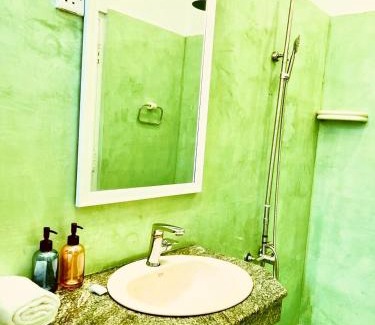 Mount Lavinia Apartment | Moringa Breeze - Colombo