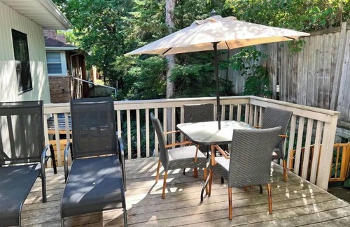 Linden Hills House | Morningside mid century near restaurants & lakes