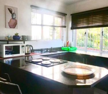 Morningside Apartment | Morningview Cottage - Self Catering Private Owned Rental