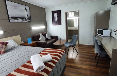 Morwell Hotel | Morwell Parkside Motel