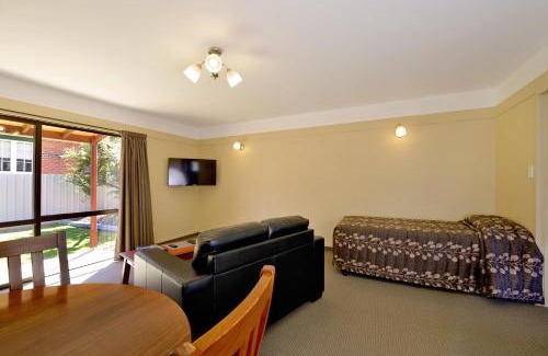 Mosgiel Hotel | Mosgiel Regency Motel
