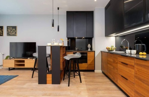 Poznan City Center Apartment | Mostowa 23 | Elegant Apartment | Parking