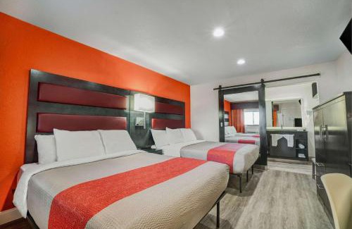 Bellville Hotel | Motel 6 Bellville, OH