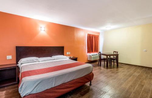 Blythe Hotel | Motel 6-Blythe, CA - South