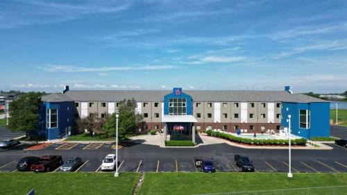 Caseyville Hotel | Motel 6-Caseyville, IL - Caseyville Il