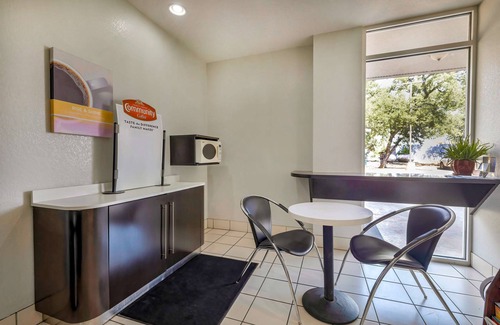Cedar Park Hotel | Motel 6 Cedar Park, TX