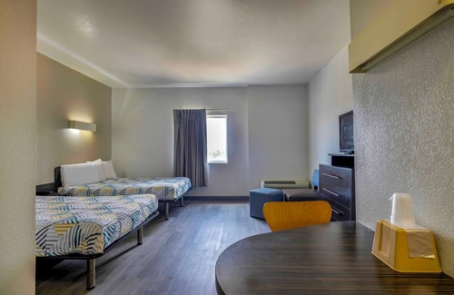 Cedar Park Hotel | Motel 6 Cedar Park, TX