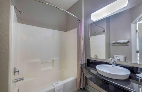 Cedar Park Hotel | Motel 6 Cedar Park, TX