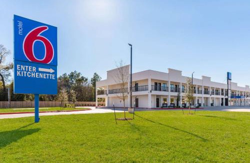 Channelview Hotel | Motel 6-Channelview, TX