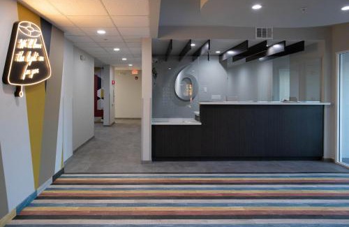 Patton Hotel | Motel 6 Highland CA San Bernardino East