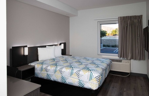 Patton Hotel | Motel 6 Highland, CA – San Bernardino – East