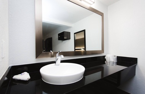 Willow Meadows/Willowbend Area Hotel | Motel 6 Houston, TX - Medical Center/NRG Stadium